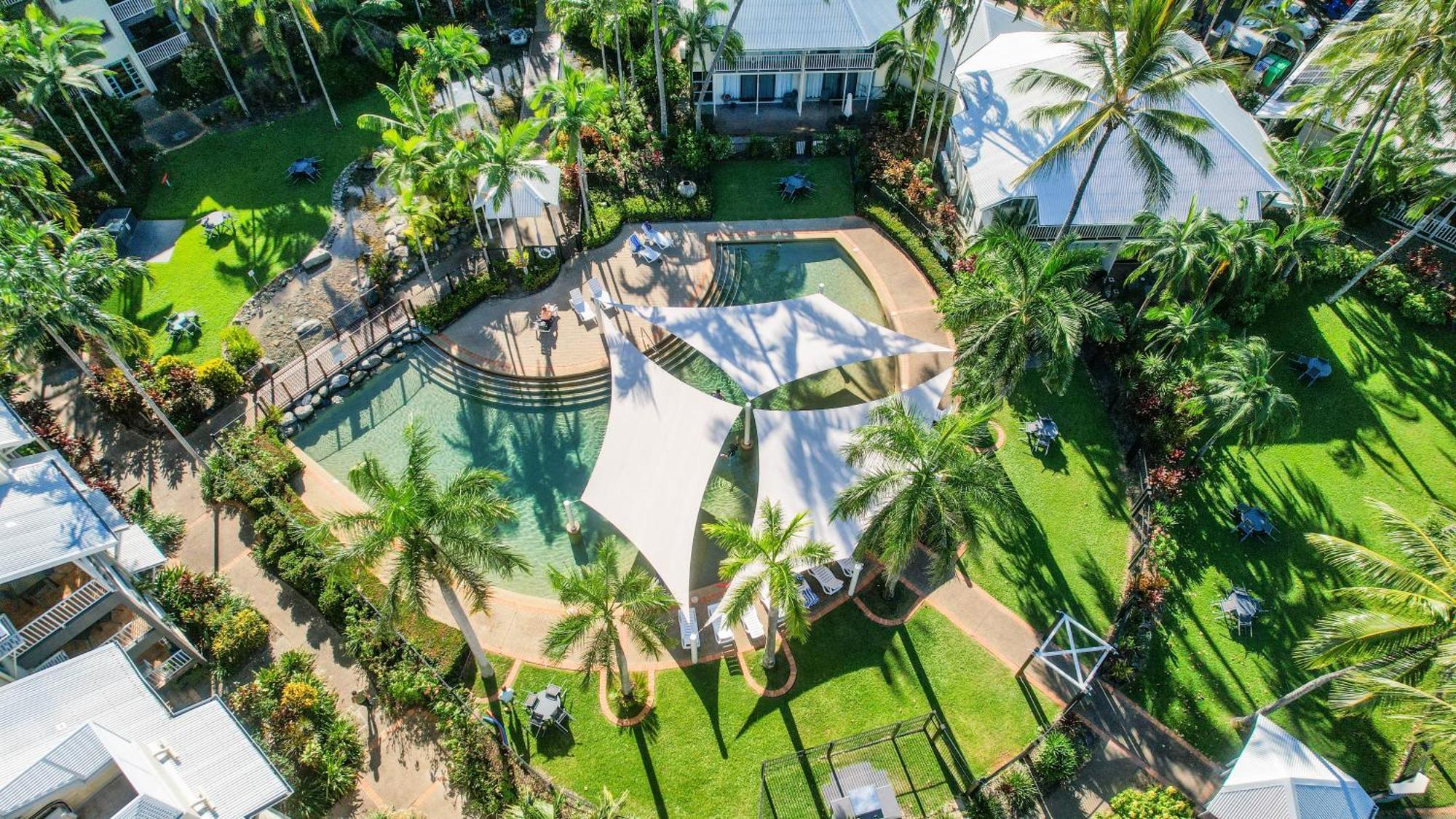 Coral Sands Beachfront Resort Trinity Beach Εξωτερικό φωτογραφία