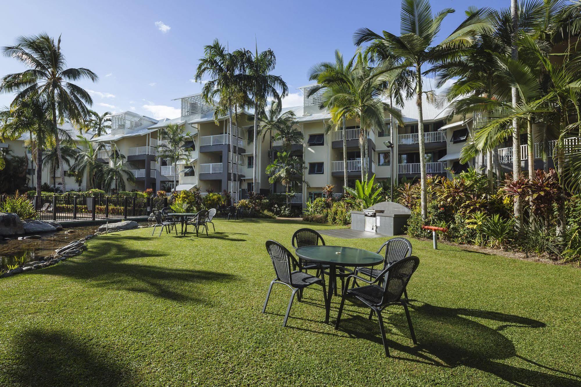 Coral Sands Beachfront Resort Trinity Beach Εξωτερικό φωτογραφία